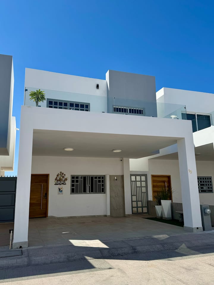 Kolibri Home San Carlos - Privada Con Alberca - San Carlos