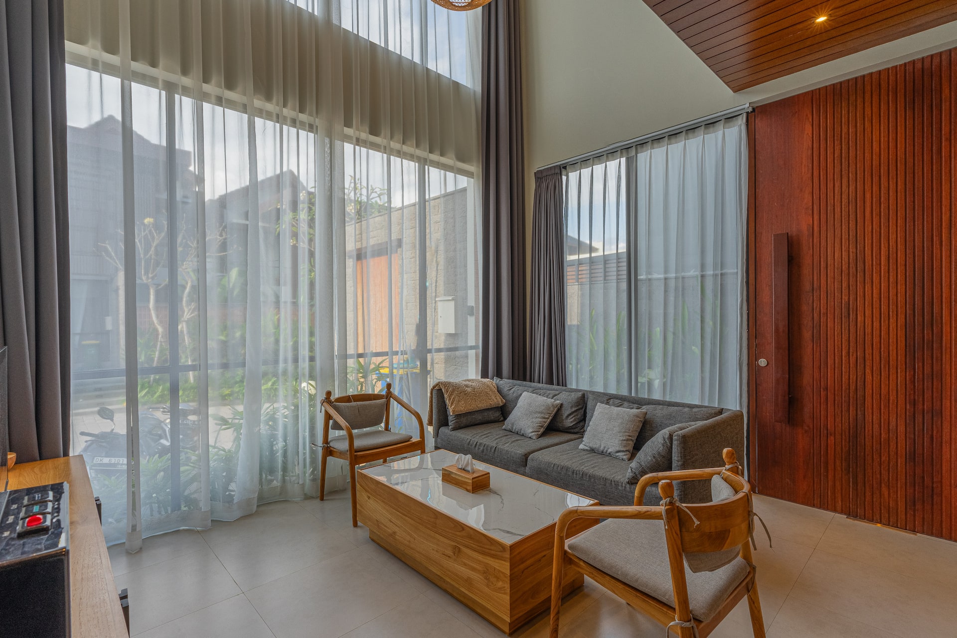 Central Tropical Hideaway 3 Bedroom Private Villa in Canggu 3