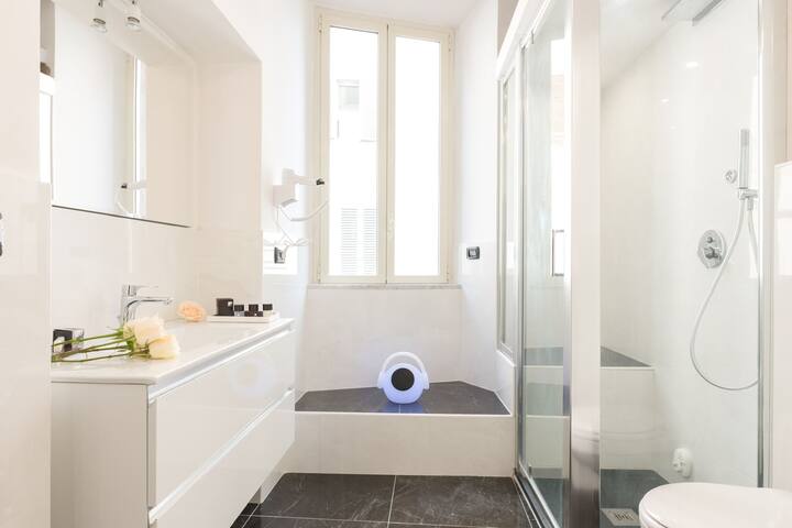 Ripetta Suite – 5 min Piazza del popolo gallery image 3