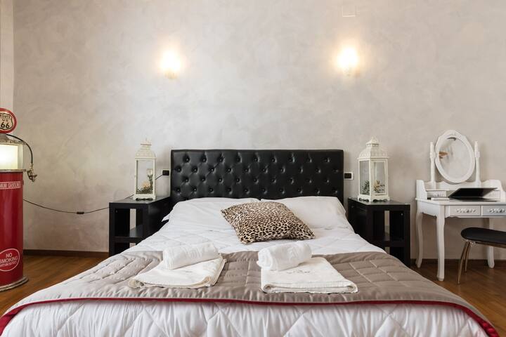 Ripetta Suite – 5 min Piazza del popolo gallery image 4