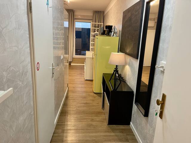 SWT 202 2BR Mini Munich Center