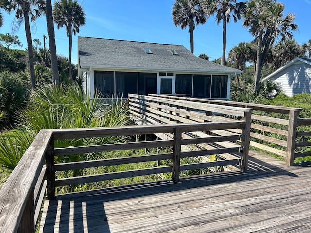 Listing in Folly Beach