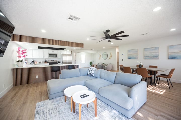 NEW Spacious 3BR Near Strip – Sleeps 8 Guests