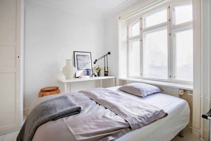 Dejlig lejlighed midt i København gallery image 2