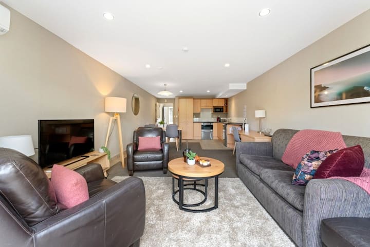 Heart Of Taupo - Apartment - By Town & Lake! - Taupō