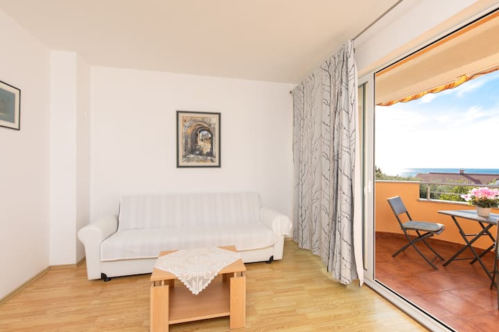 Apartment Bella Vista N°4 - Punat