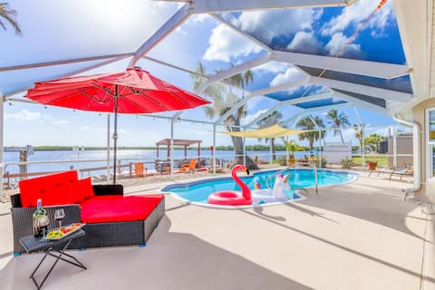 Saltwater Villa/Pool/Jacuzzi/MovieTheater/FishDock