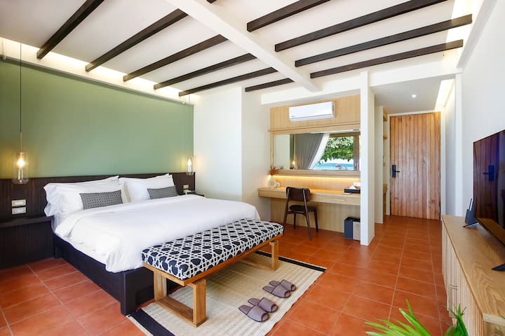Boutique Beachfront Studio - Ko Tao