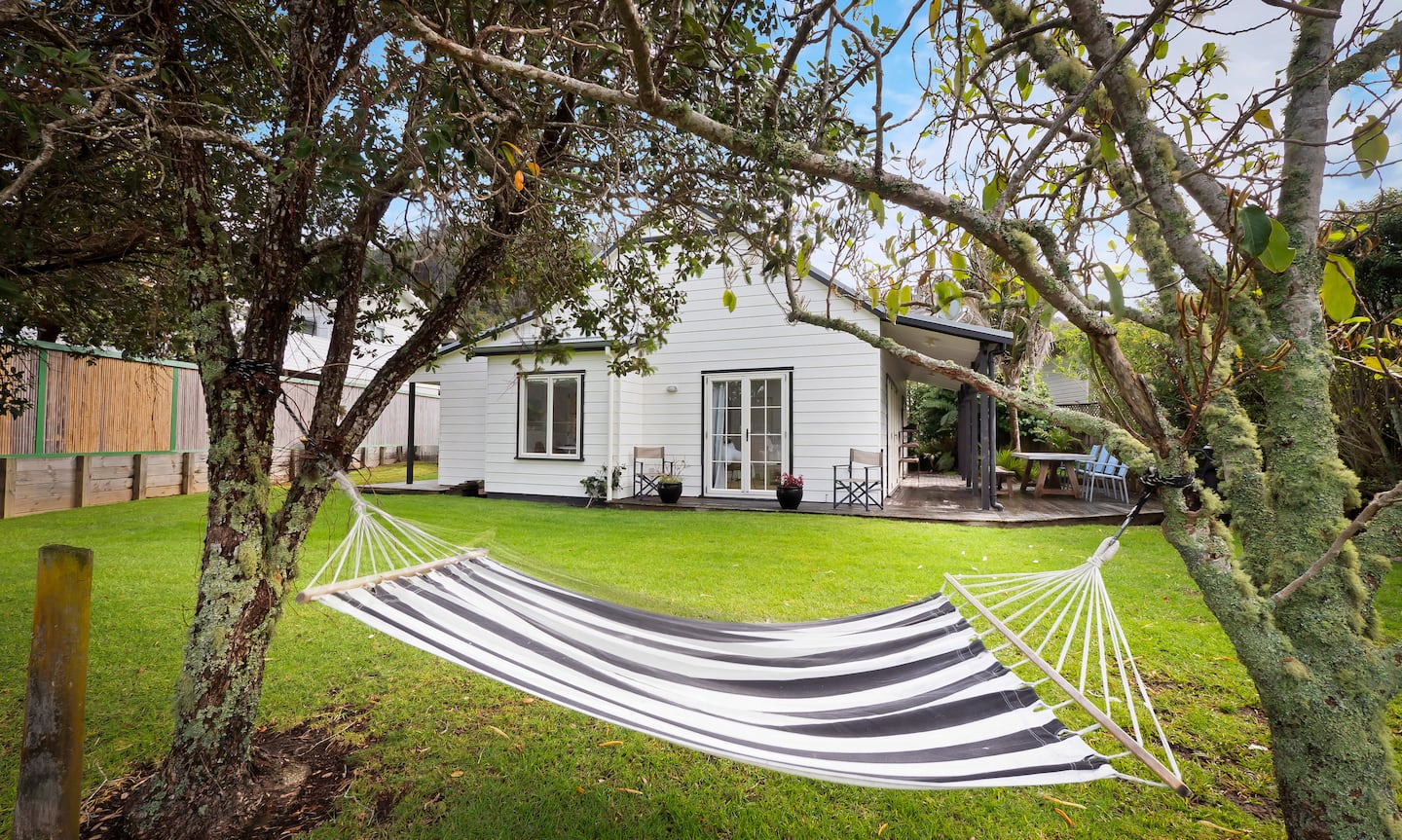 Cathedral Cottage: Hahei Retreat 5