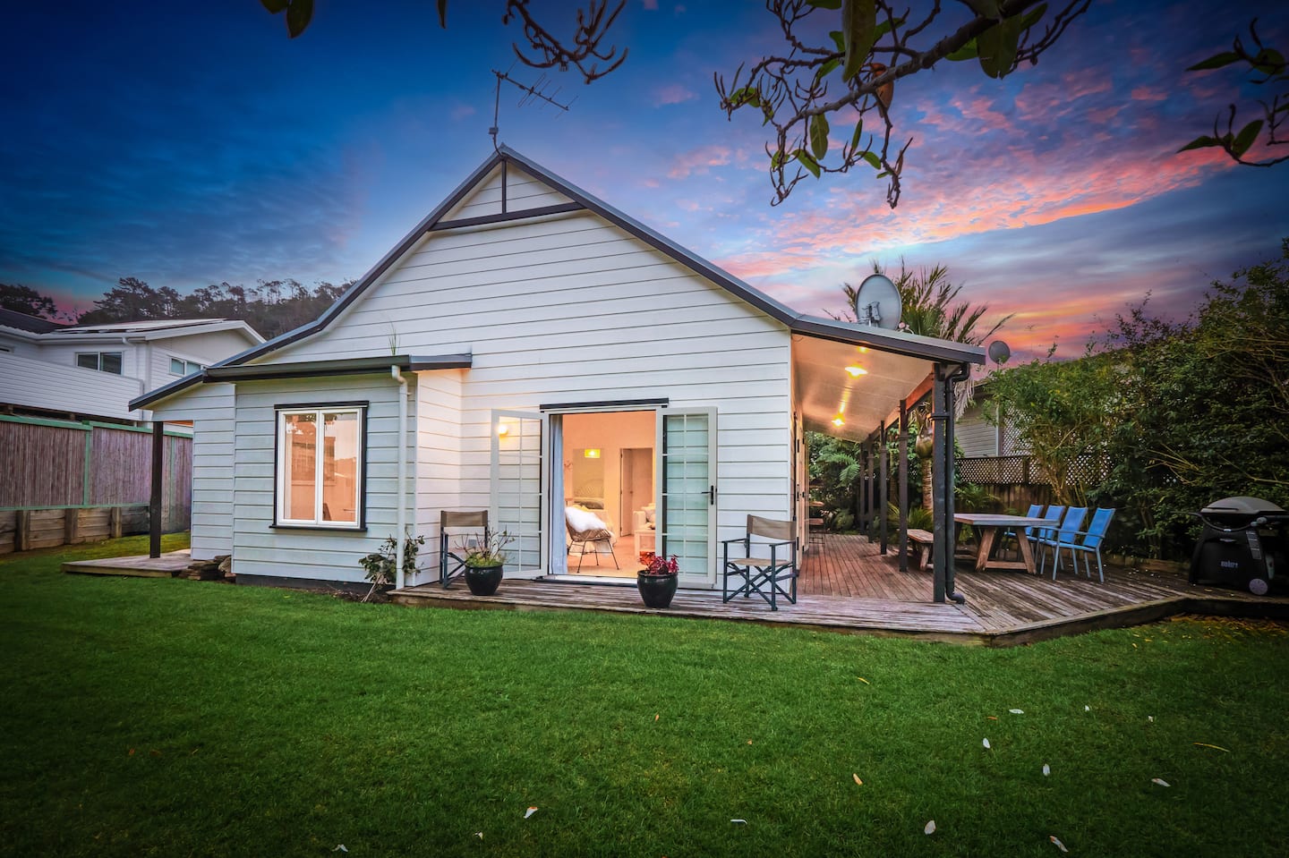 Cathedral Cottage: Hahei Retreat 1