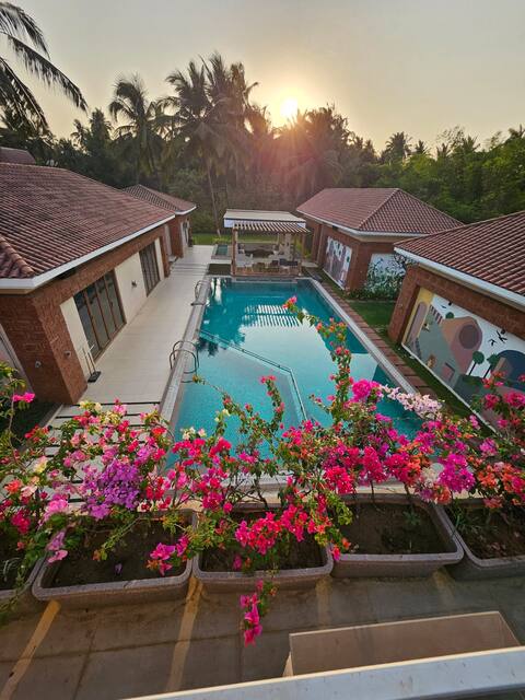 4-BHK | Pvt Pool | Gaming Room | Garden