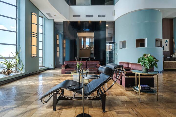 Mutual Heights Penthouse gallery image 3