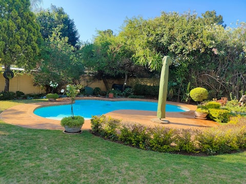 *Welties Home*|3Beds2Bath|POOL|SOLAR|