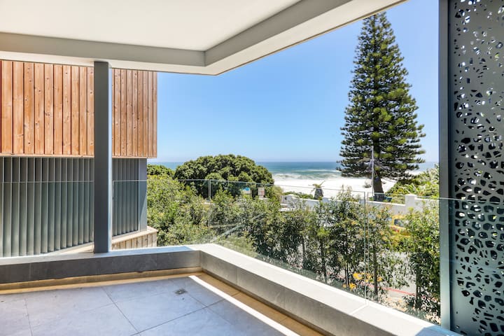 Llandudno Luxury featured image