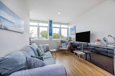 Top performing Airbnb: Spinnaker View Apartment in Gosport