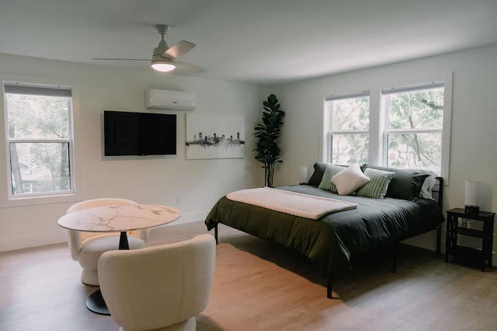 Cozy East Nashville Studio - Nashville, TN
