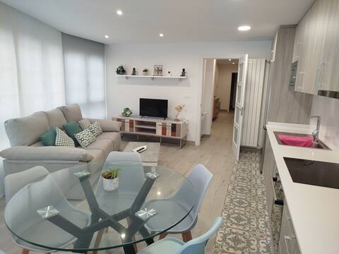 Successful Airbnb property: Jose Manuel's Apartments, Apartment with 2 beds. in Lugo Province