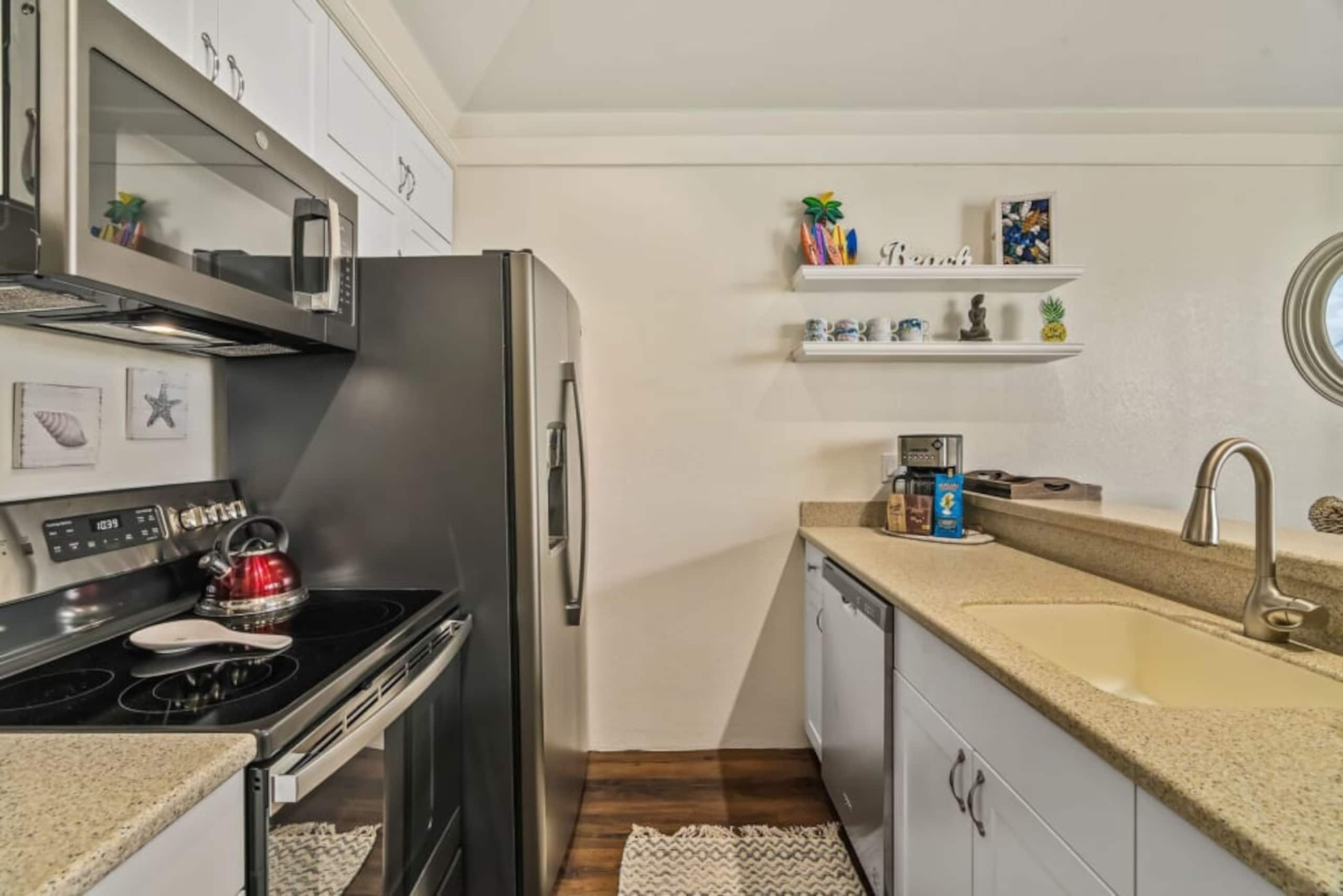 Kiahuna Paradise condo with A/C - Photo 6