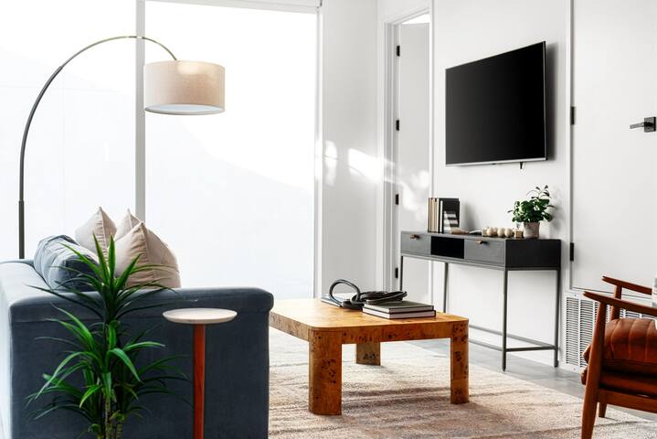 Sleeps 15, Heated Pool, Hot Tub, Golf, Game Room gallery image 5