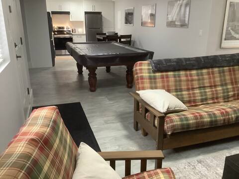Successful Airbnb property: Spacious 2 bedroom guest suite in Maple Ridge
