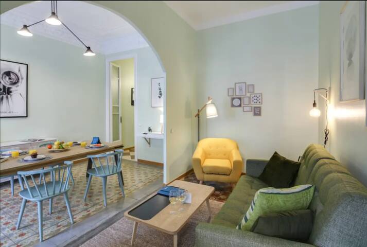 Passeig Sant Joan 1-2, Eixample gallery image 2