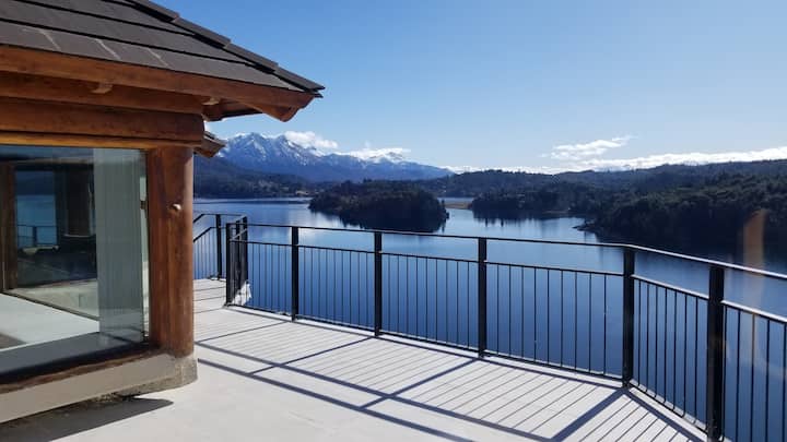 Luxury lake view mansion for 24 people