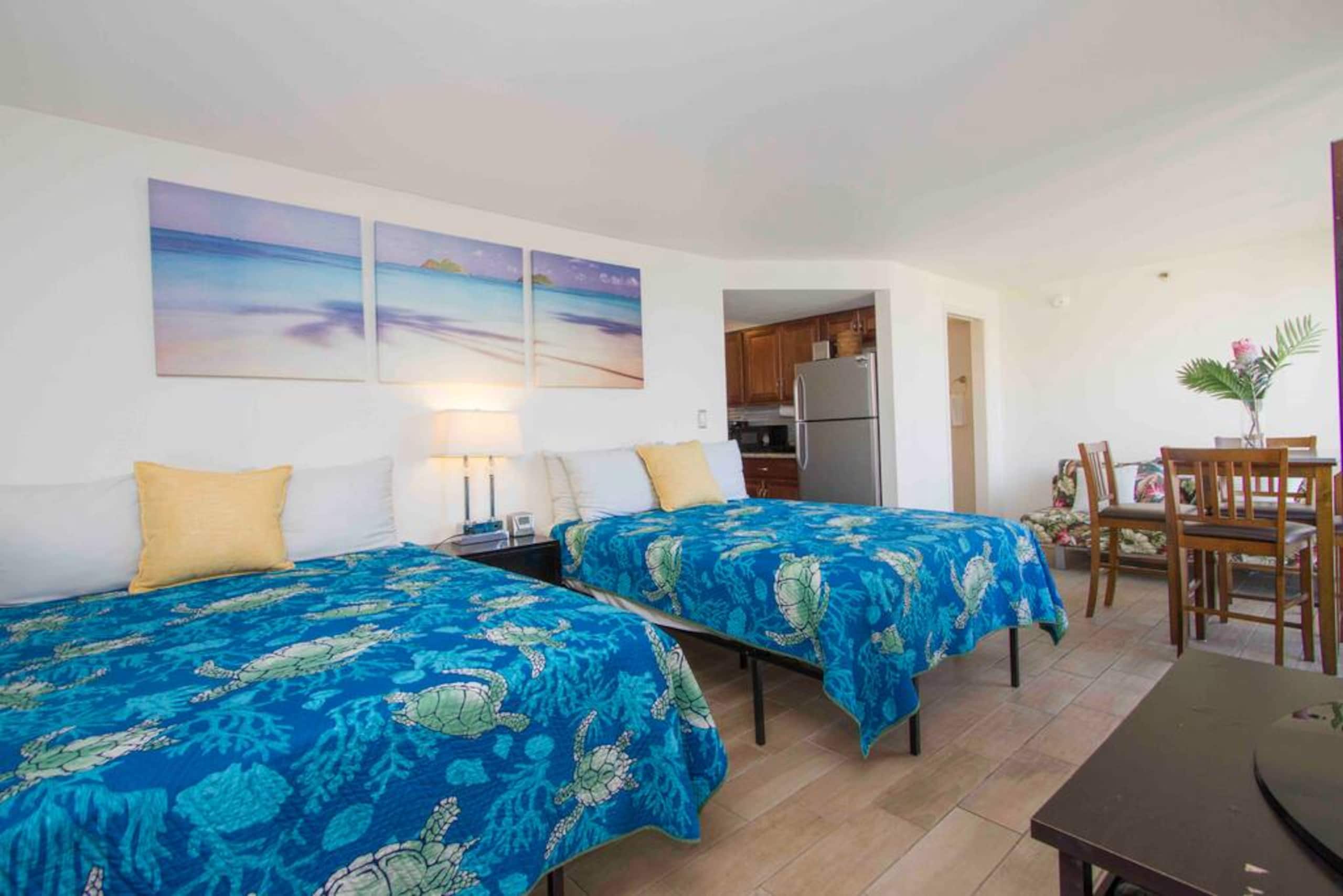 Hotel in Honolulu · ★4.47 · Studio · 2 beds · 1 private bath - Image 2