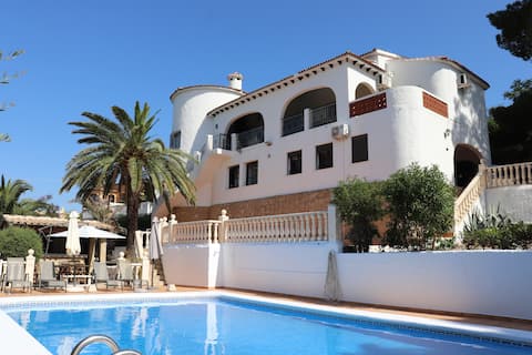 Villa Kenchico Javea private pool sleeps> 14.