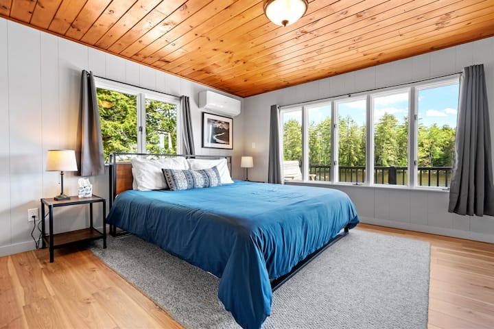 Luxusný matrac s pamäťovou penou King s najlepším výhľadom v dome a vyhradenou kúpeľňou