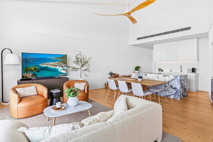 Luxurious Ocean View Penthouse