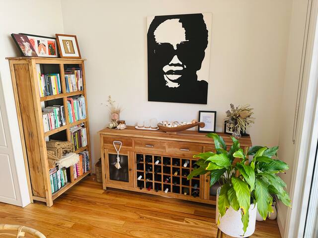 Beautiful Bondi Family Home gallery image 5