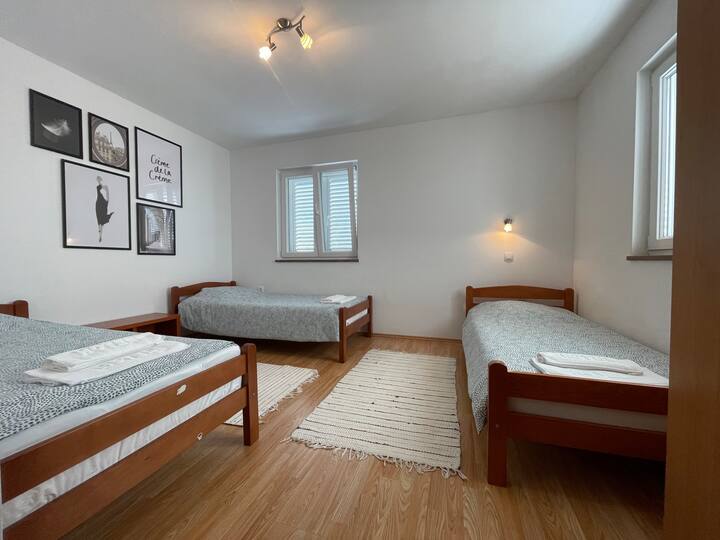 საძინებელი 2