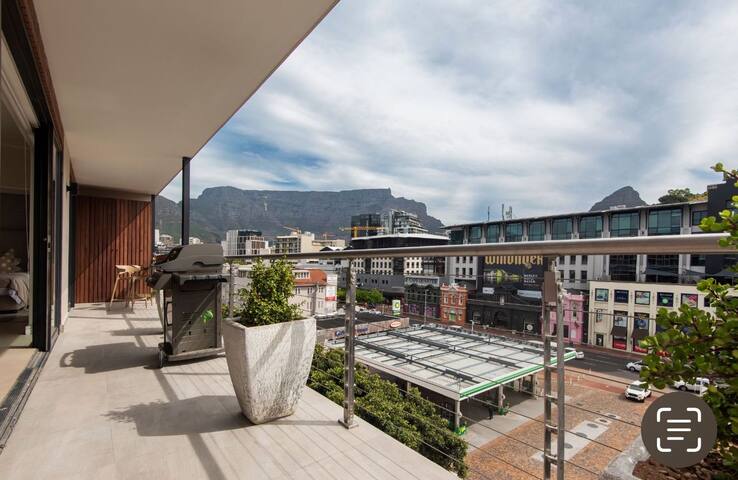 Sweeping views, top location with quality finishes