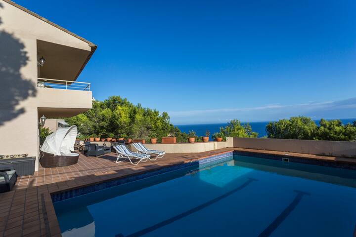 Villa Tamariu con vistas al mar gallery image 2