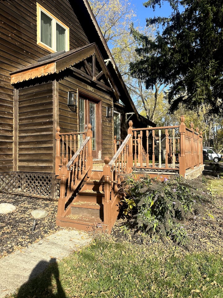 Cozy Walnut Home