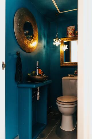 Peaceful Blue Beach House gallery image 5