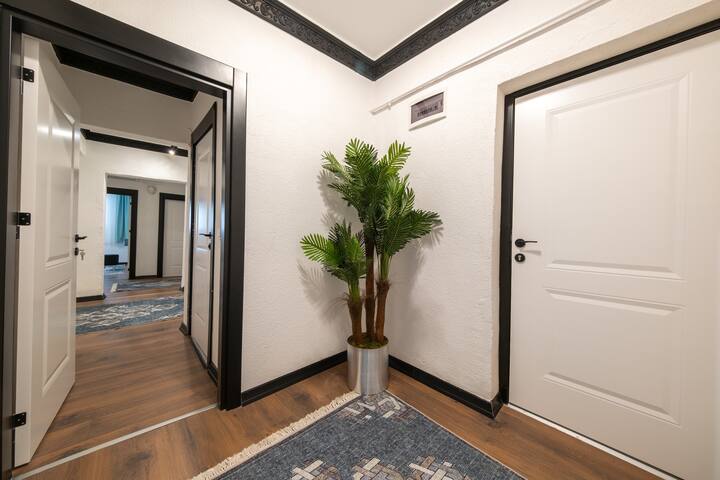 Hotel Suite for 8 people with garden/ Şişli Center gallery image 5