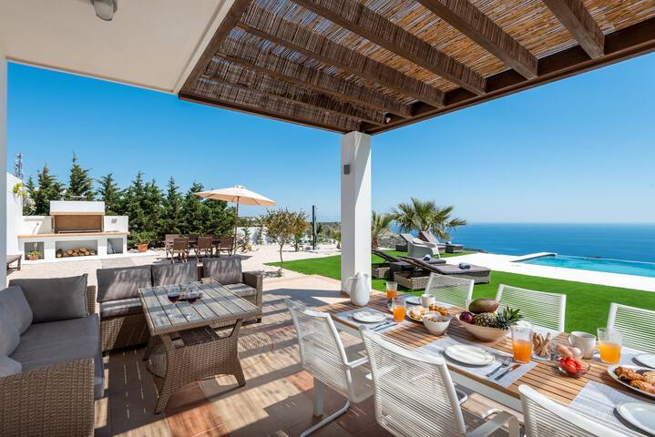 Diamond Hill Villa gallery image 5