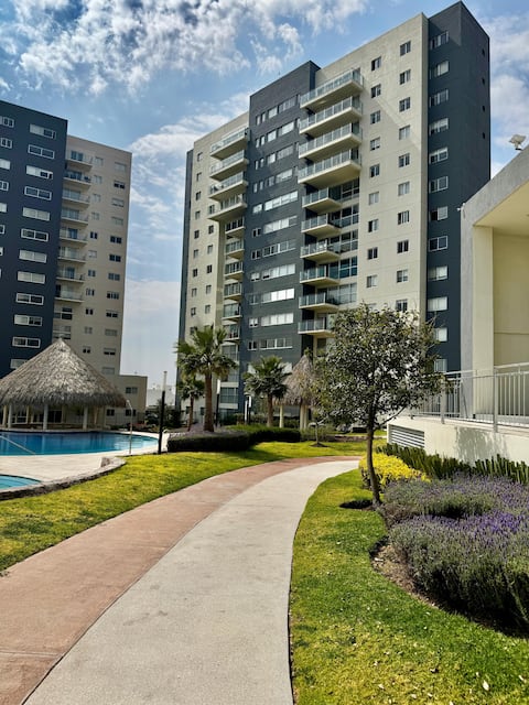 New! Bamboo Horizon (pool, gym & coworking)