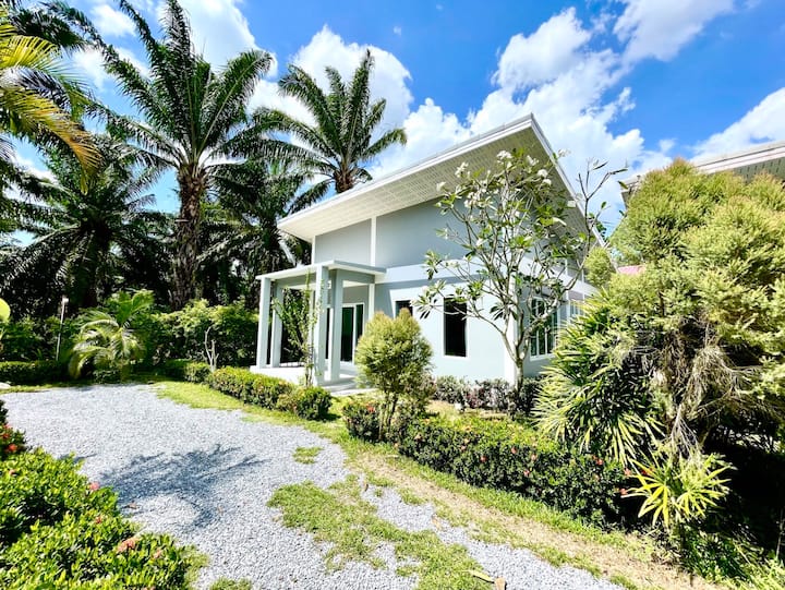 Ao Nang Modern Villa, 2 Bedrooms (Shaba) - Krabi