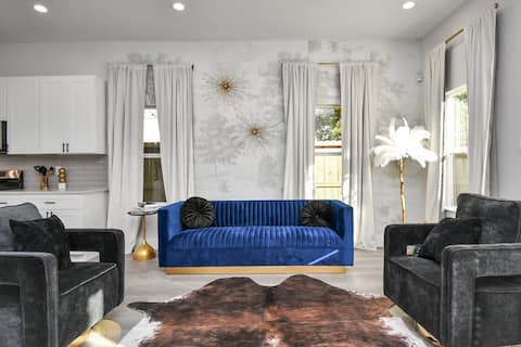Top performing Airbnb: *Brand New* Near Med Center - 10 min to Downtown in Sunnyside