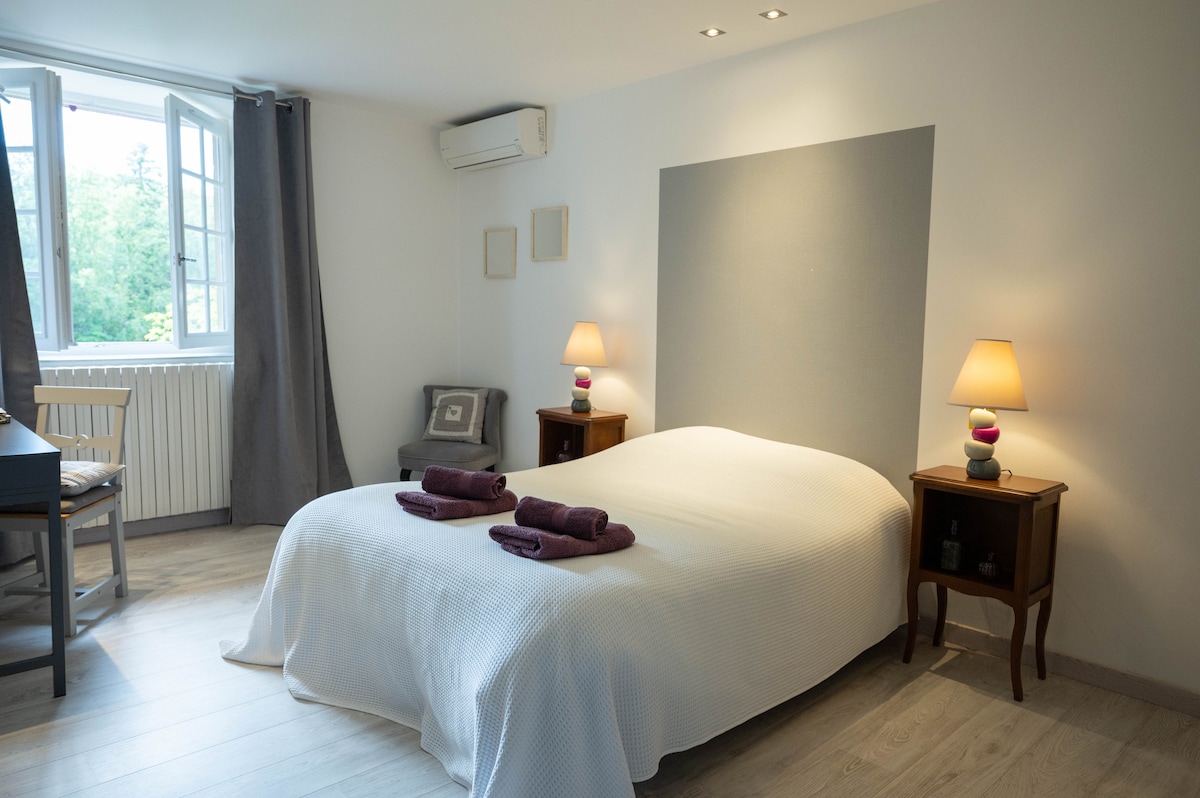 Dhoma e gjumit e 3-të në katin e 2-të