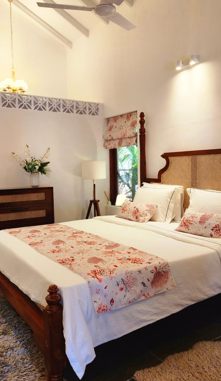 Bedroom 1 image 2