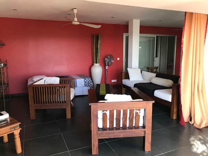 F3 Vue Mer Port Plaisance - Nouméa
