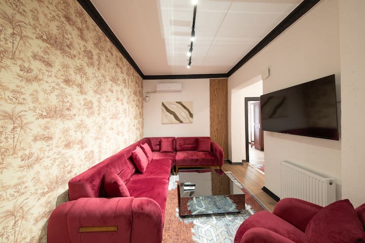 Şişli Center/ Luxury large 3 bedroom apartment 2WC