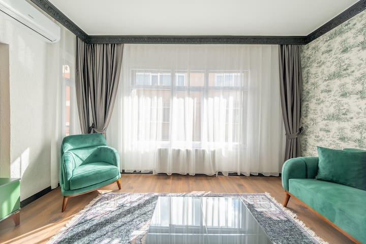 Hexa Suites Hotel managed Airbnb listing 2