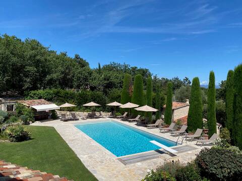 Provençale home, large pool, padel court & seaview