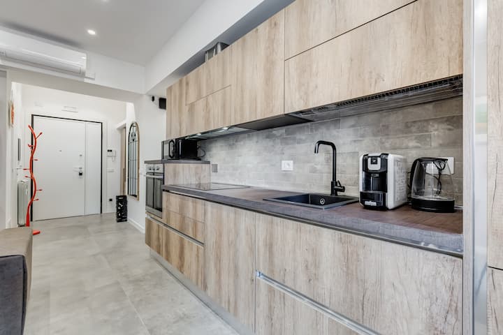 Next Vatican Apartment - Rome