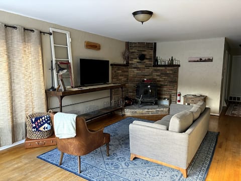 Successful Airbnb property: The Hill House in Red Lodge