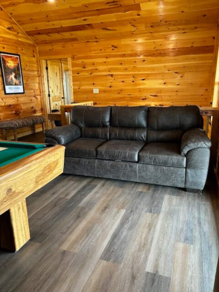 Big Valley-pond Access-pool Table-hot Tub-wi-fi - Slade, KY